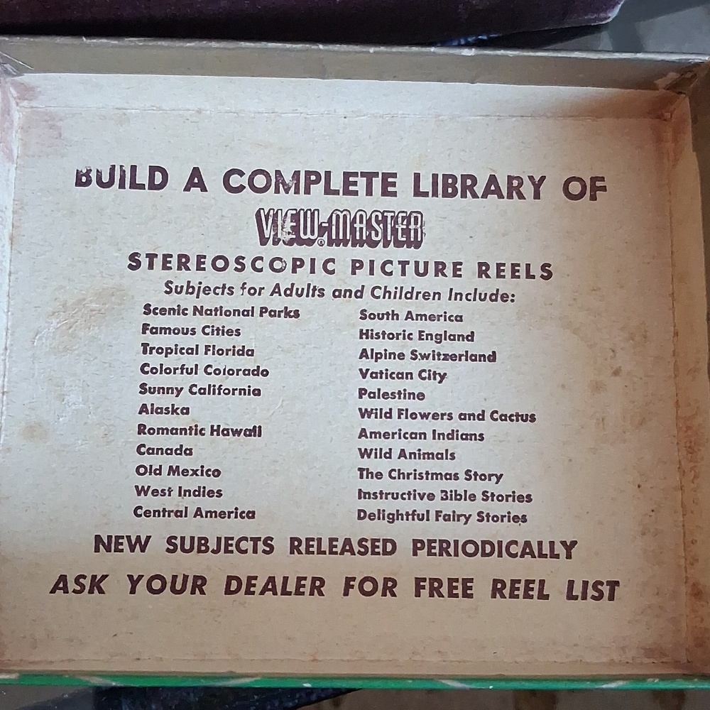 VINTAGE VIEW-MASTER STEREOSCOPE AND REELS - Picture 3 of 6
